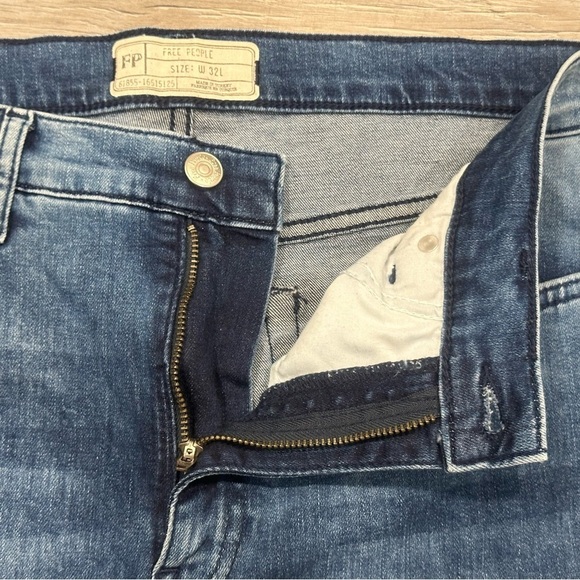 FREE PEOPLE Womens Jeans Turquoise Skinny Ripped Distressed Knee Denim Sz 32 L - Picture 2 of 12
